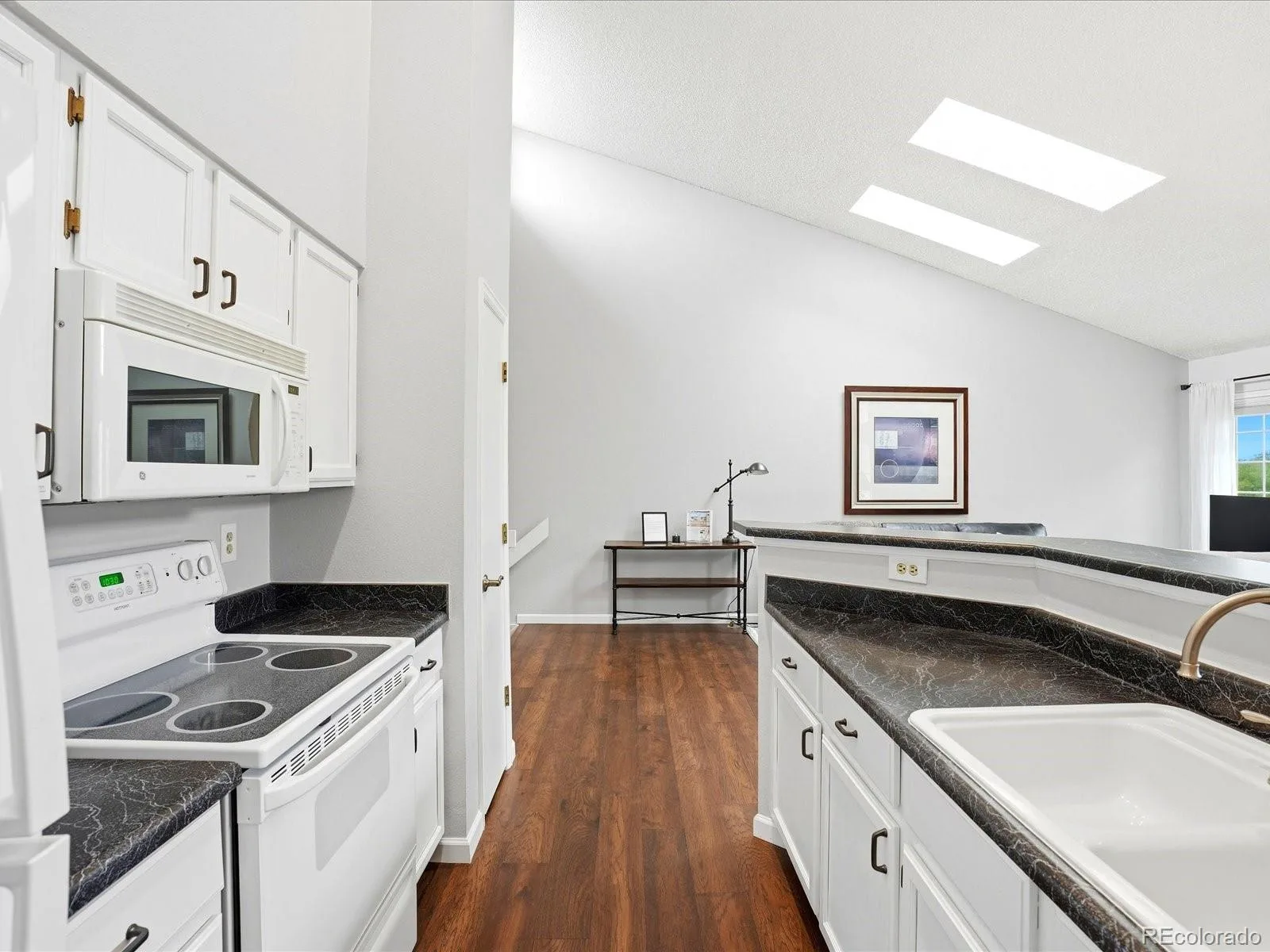 1470 S Quebec Way #240 Denver CO 80231 | MLS #REC1980632 09302026011702 1600 17