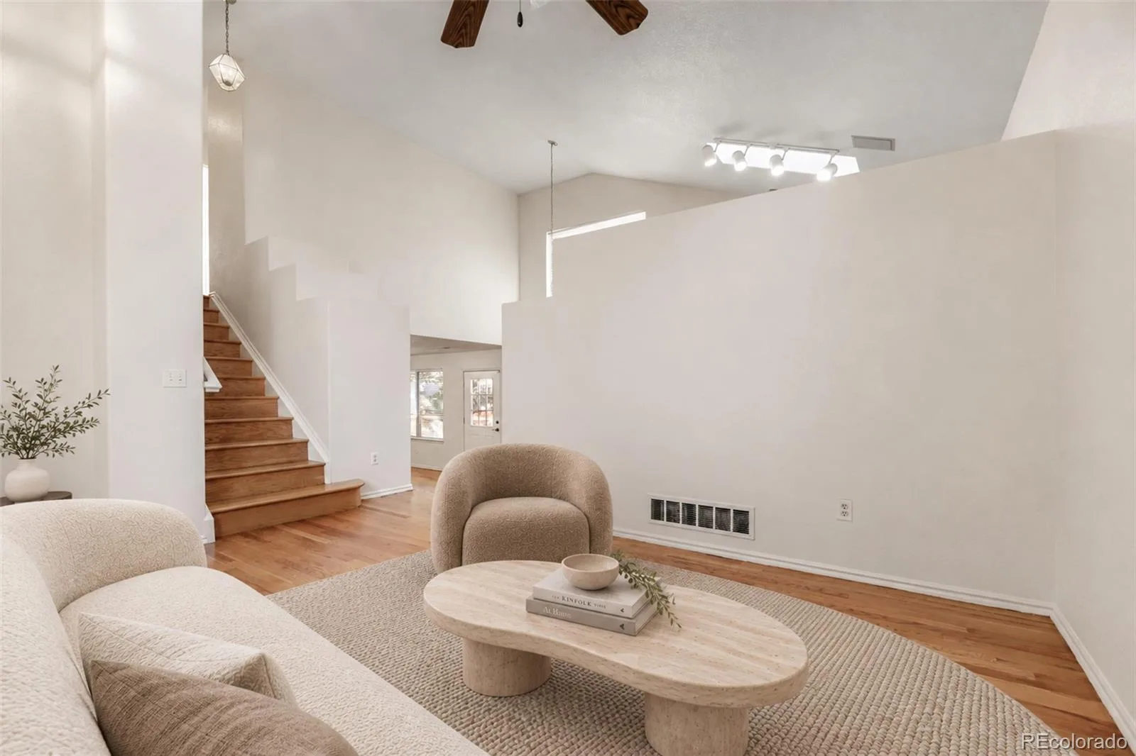18872 E Prentice Place Centennial CO 80015 | MLS #REC1982129 10132026191140 1600 3