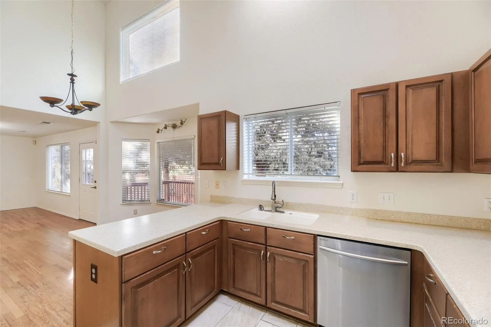 18872 E Prentice Place Centennial CO 80015 | MLS #REC1982129 10132026191140 1600 6