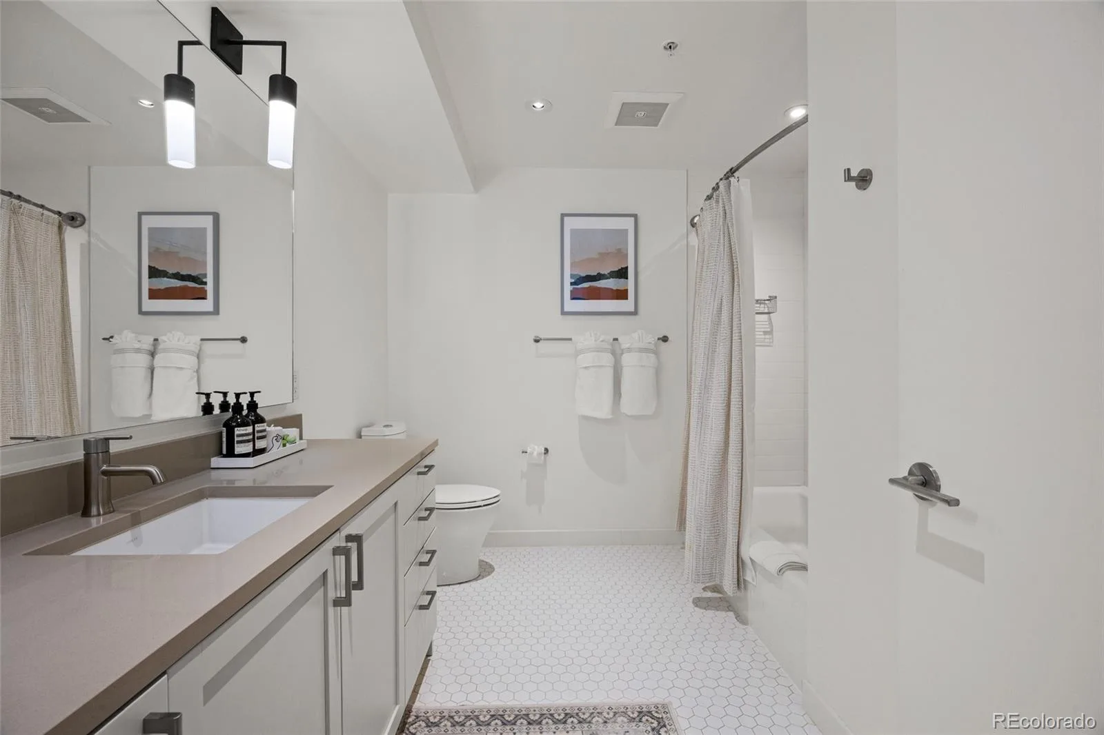 1750 Wewatta Street #901 Denver CO 80202 | MLS #REC1982512 10062026213015 1600 2