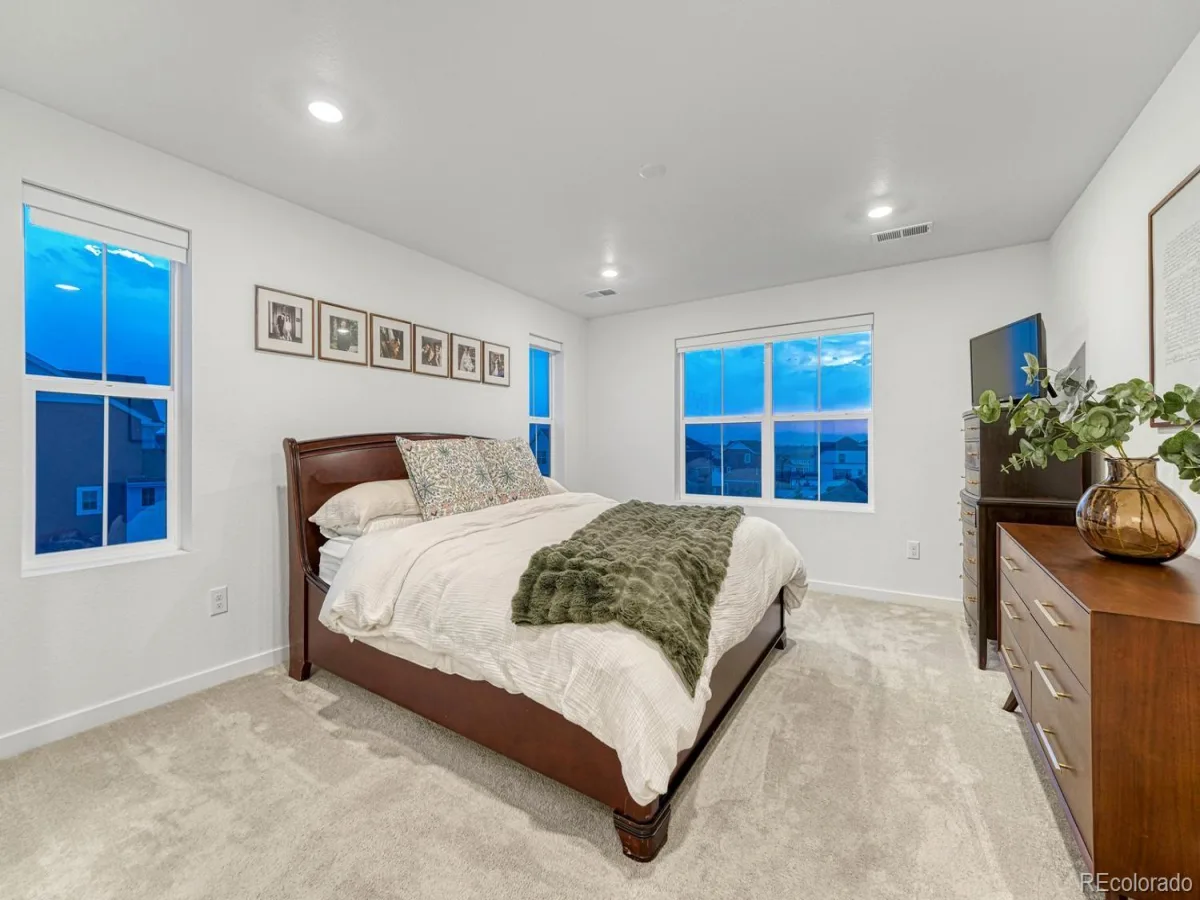 1976 S Fultondale Court Aurora CO 80018 | MLS #REC1984514 07102026132513 1200 15