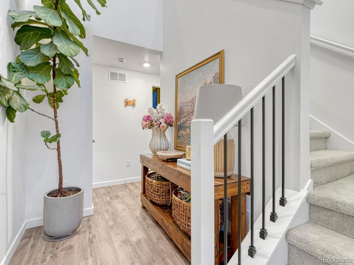 1976 S Fultondale Court Aurora CO 80018 | MLS #REC1984514 07102026132513 1200 26