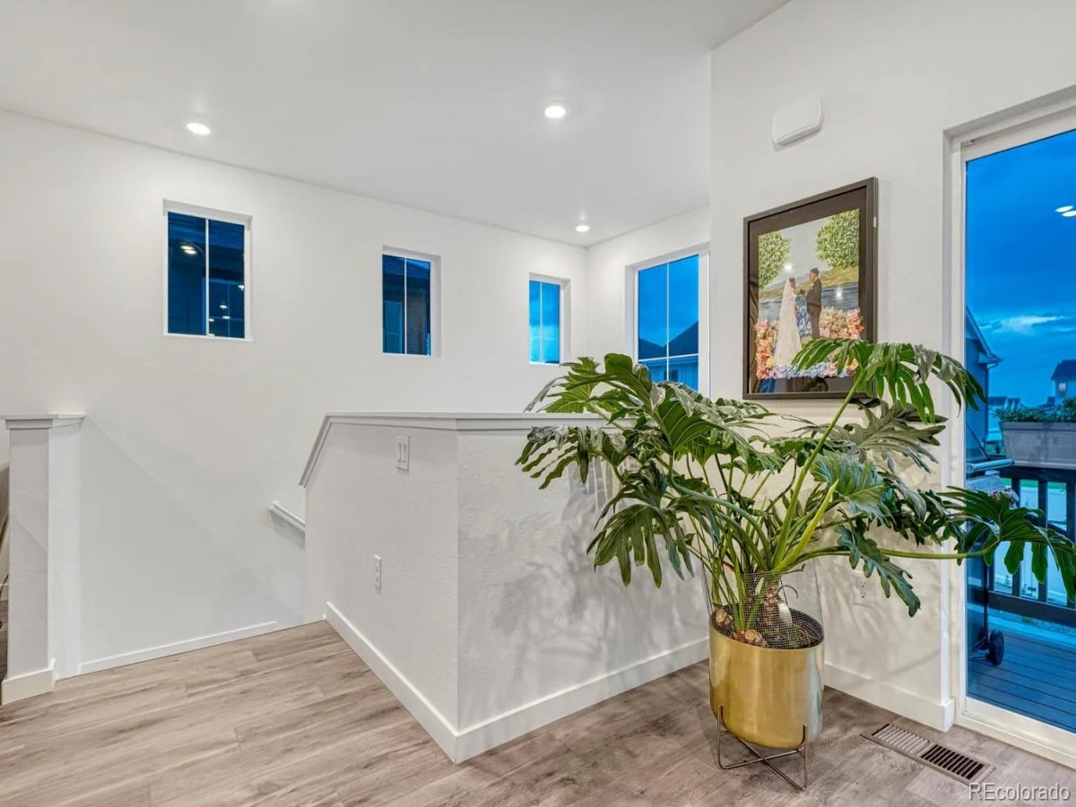 1976 S Fultondale Court Aurora CO 80018 | MLS #REC1984514 07102026132513 1200 3