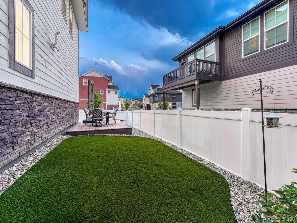 1976 S Fultondale Court Aurora CO 80018 | MLS #REC1984514 07102026132513 1200 31