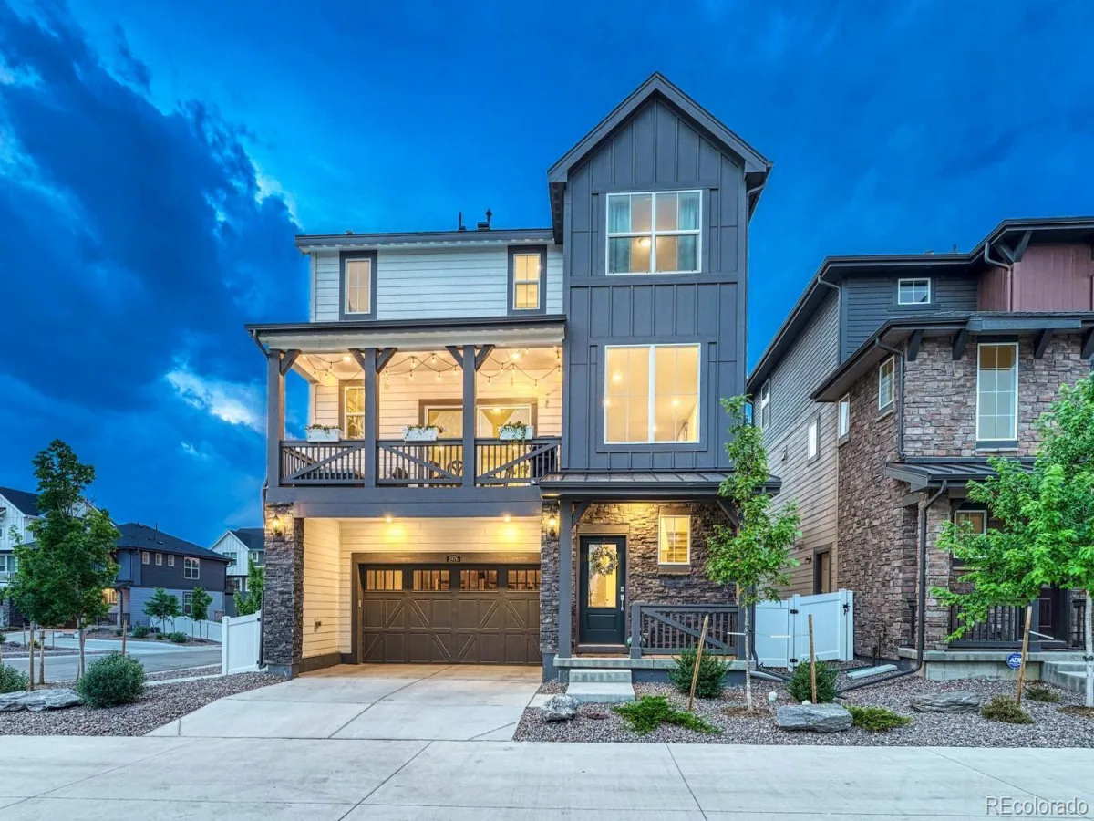 1976 S Fultondale Court Aurora CO 80018 | MLS #REC1984514 07102026132513 1200 33