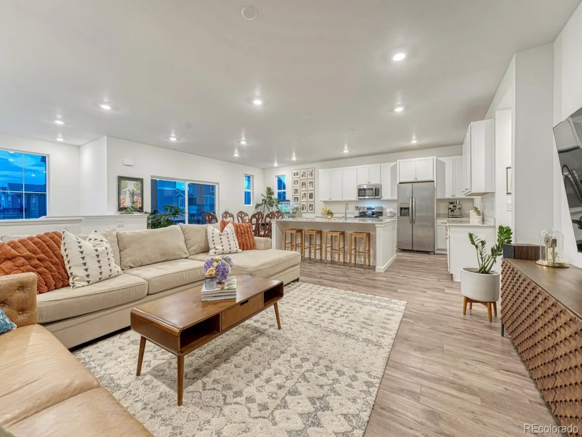 1976 S Fultondale Court Aurora CO 80018 | MLS #REC1984514 07102026132513 1200 7