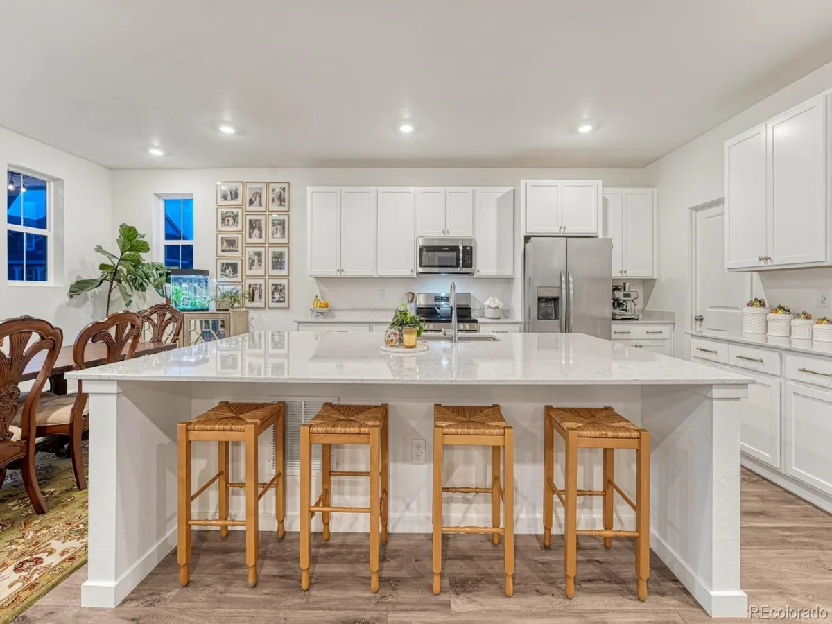 1976 S Fultondale Court Aurora CO 80018 | MLS #REC1984514 07102026132513 1200 8