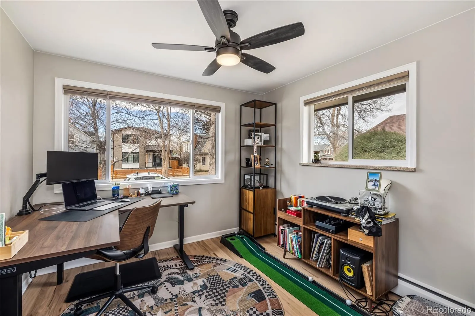 04162026164028 1600 8