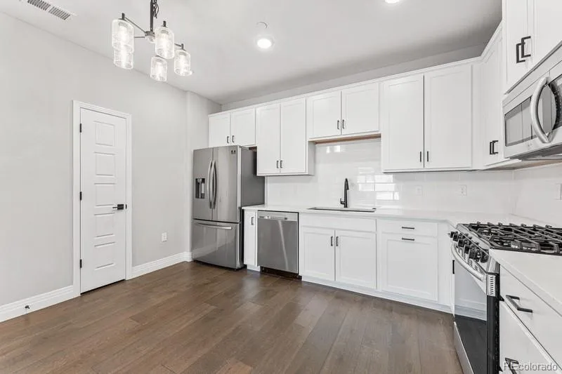 1881 S Dunkirk Street #102 Aurora CO 80017 MLS #REC1989778 05022026055634 800 2