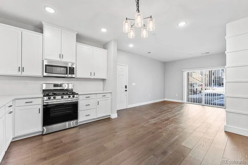 1881 S Dunkirk Street #102 Aurora CO 80017 MLS #REC1989778 05022026055634 800 4