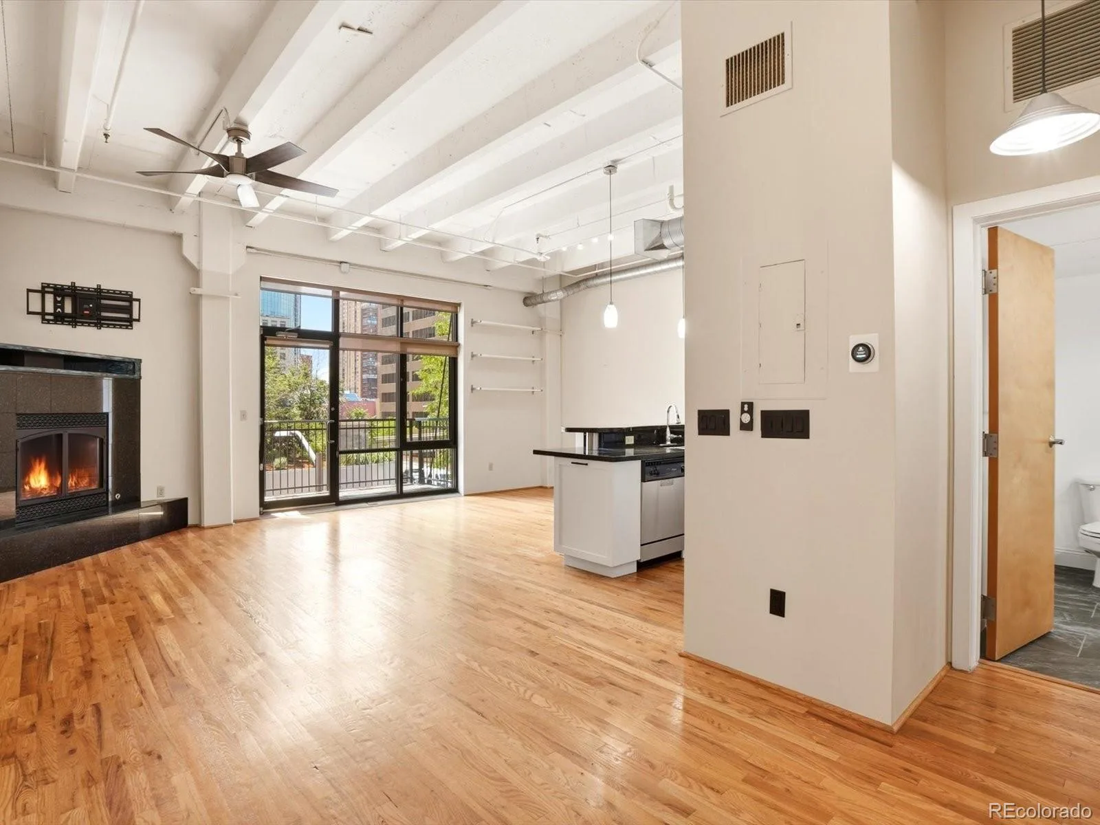 1800 Lawrence Street #308 Denver CO 80202 MLS #REC1990461 07062026172336 1600 5