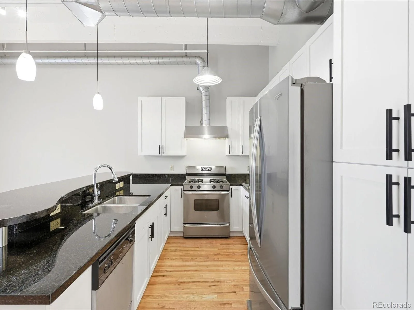 1800 Lawrence Street #308 Denver CO 80202 | MLS #REC1990461 08242026172015 1600 13