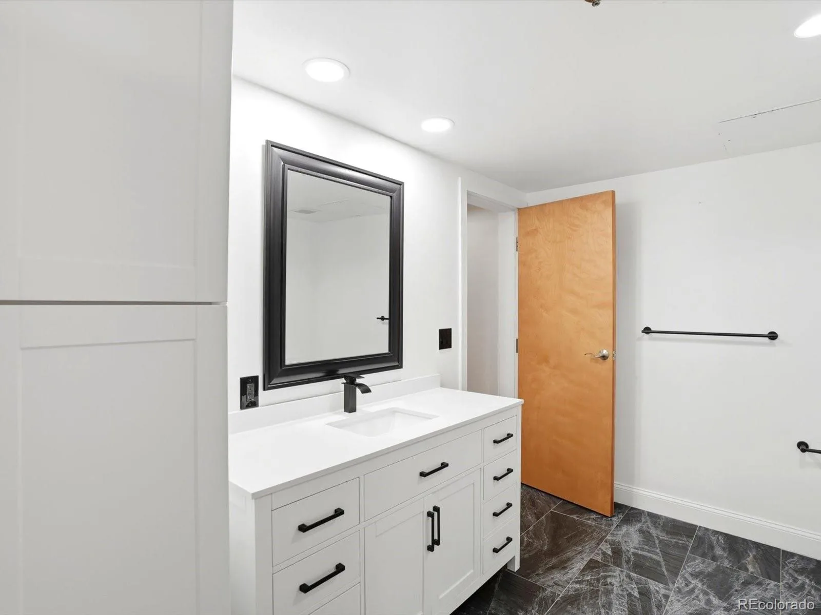 1800 Lawrence Street #308 Denver CO 80202 | MLS #REC1990461 08242026172015 1600 20