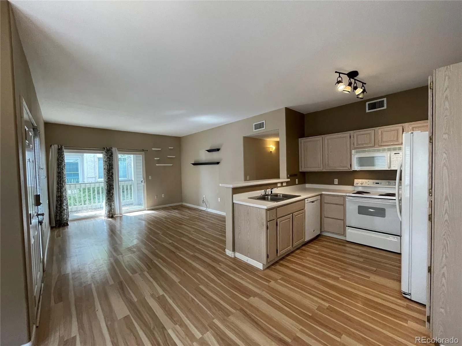 1146 Opal Street #101 Broomfield CO 80020 | MLS #REC1990969 05102026041851 1600 1