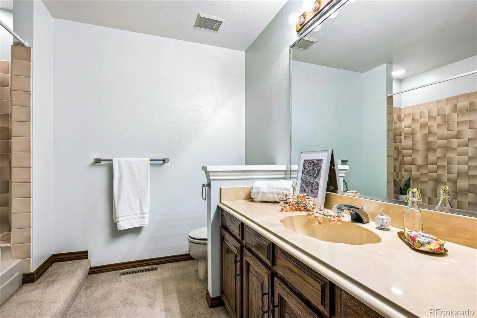 7715 S Forest Street Centennial CO 80122 MLS #REC1991748 05162026035856 1600 31