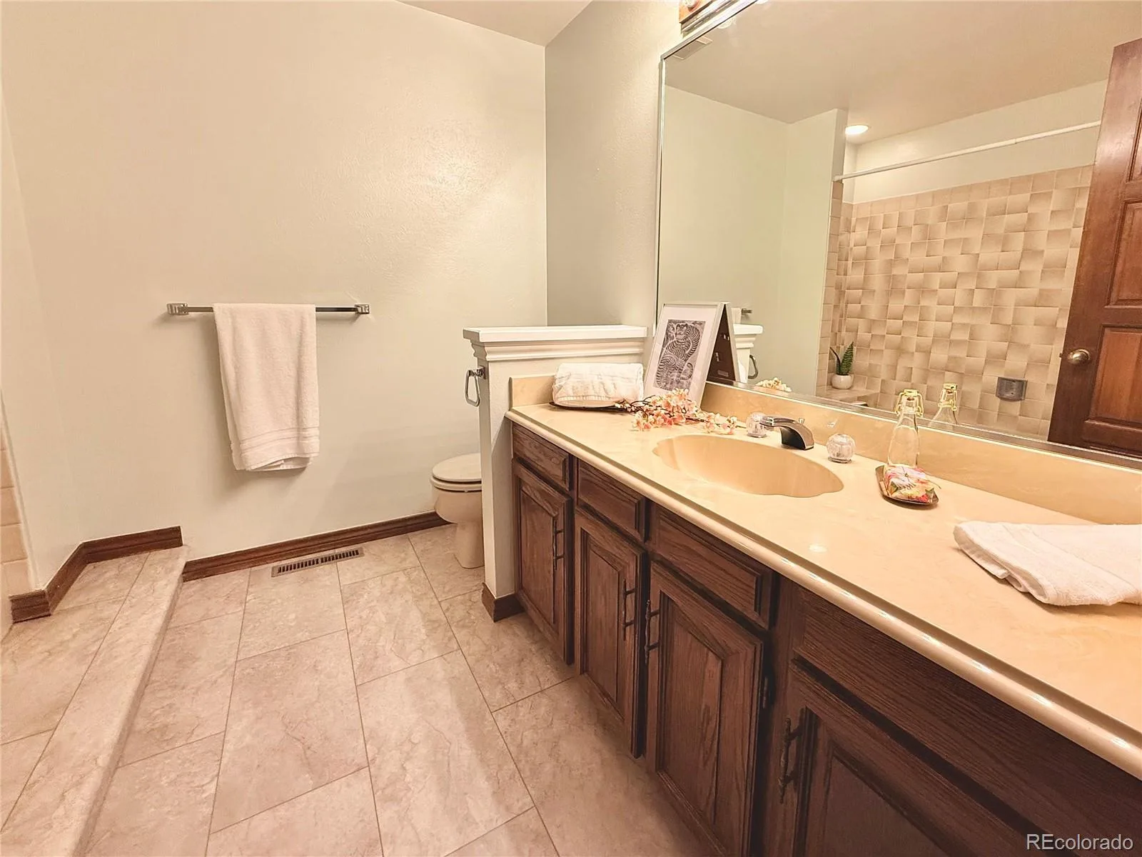 7715 S Forest Street Centennial CO 80122 | MLS #REC1991748 08142026034628 1600 33