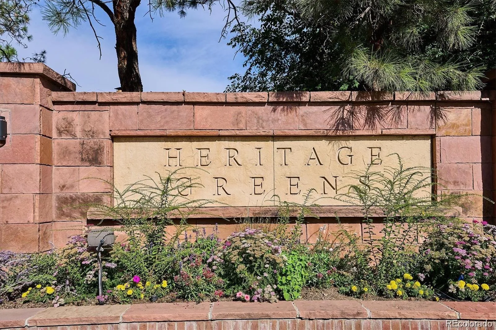 7715 S Forest Street Centennial CO 80122 | MLS #REC1991748 08142026034628 1600 44