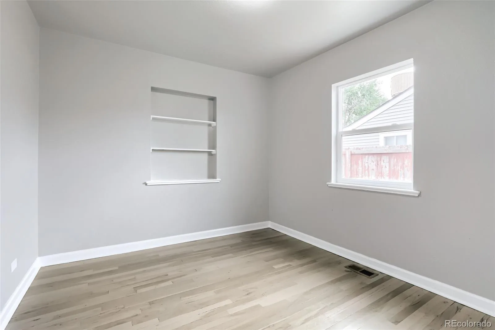 2388 Geneva Street Aurora CO 80010 MLS #REC1991795 05222026215833 1600 15