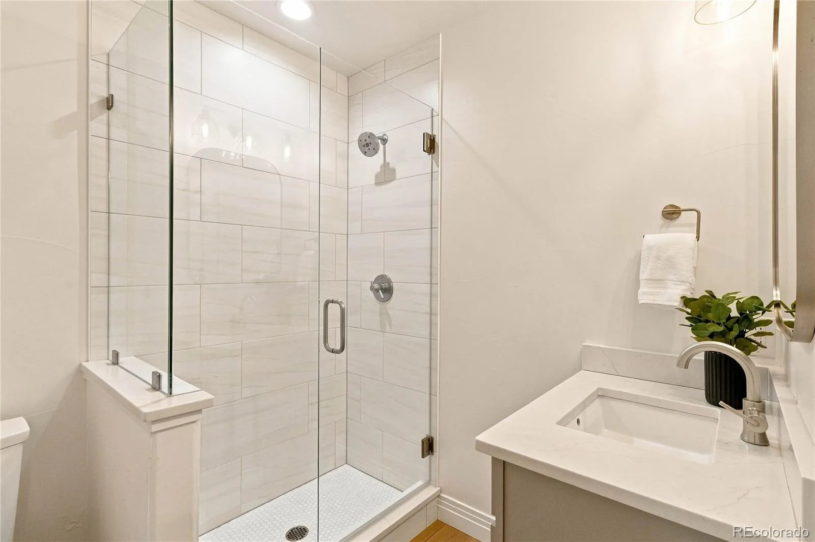 2135 Newton Street Denver CO 80211 | MLS #REC1992560 09232026112648 1600 36