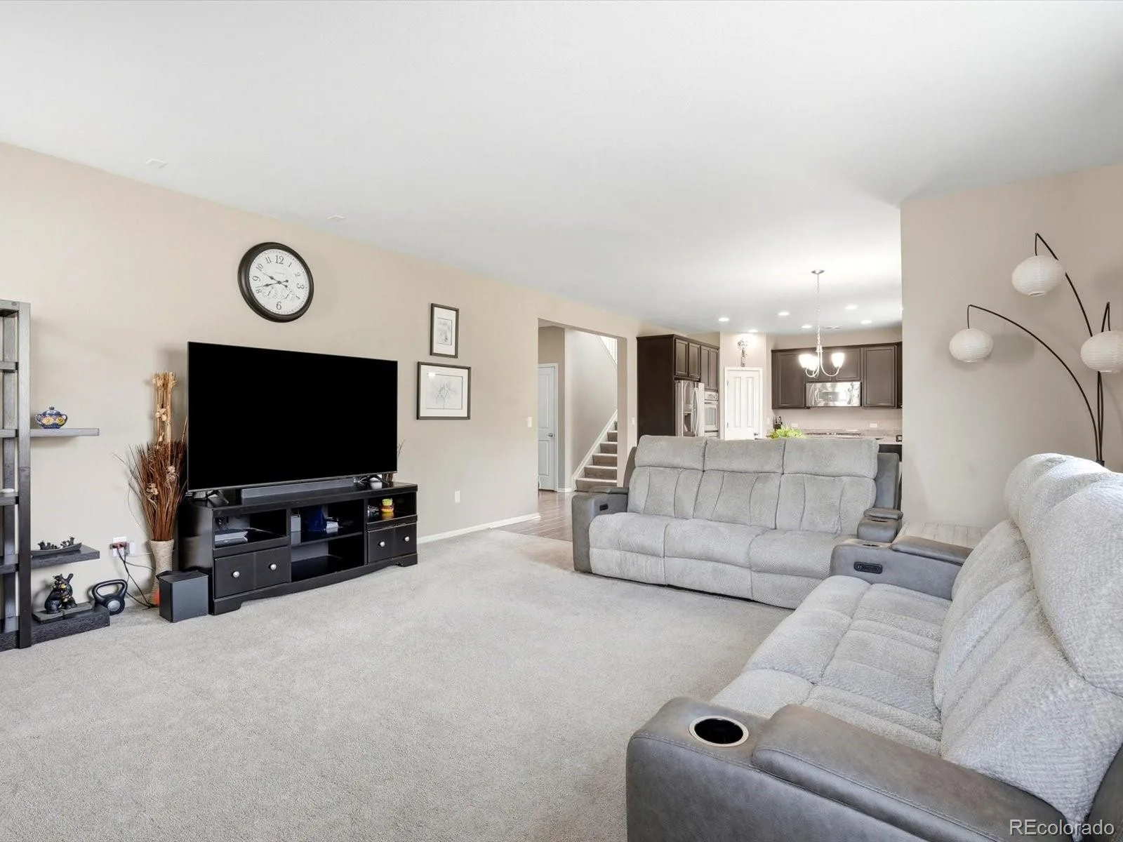 10261 E Telluride Court Commerce City CO 80022 | MLS #REC1994387 08252026215244 1600 17