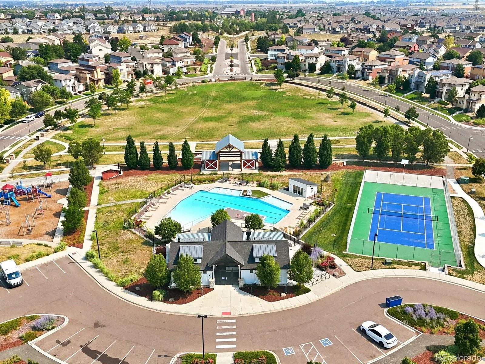 10261 E Telluride Court Commerce City CO 80022 | MLS #REC1994387 08252026215244 1600 34