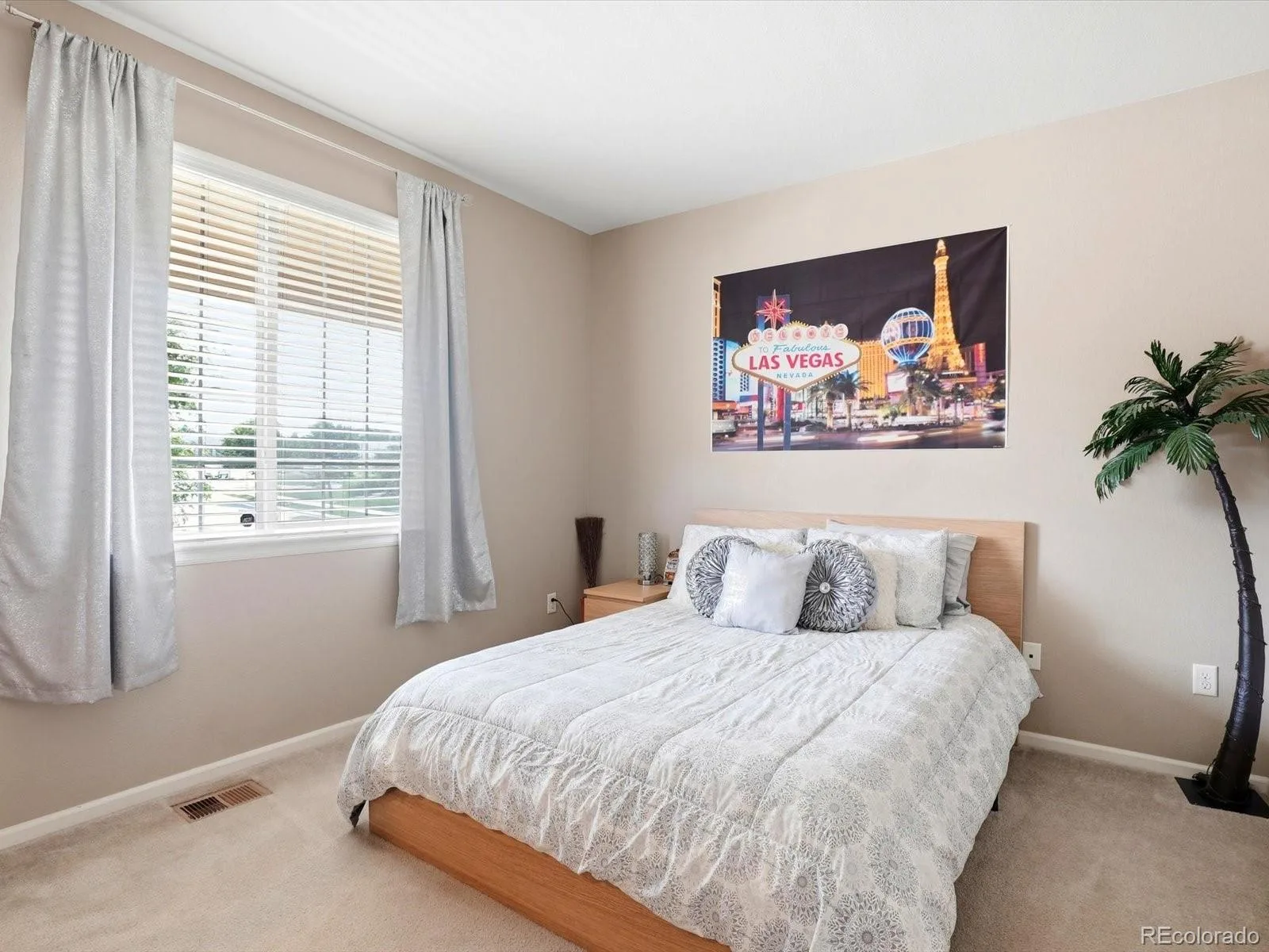 10261 E Telluride Court Commerce City CO 80022 | MLS #REC1994387 08252026215244 1600 8