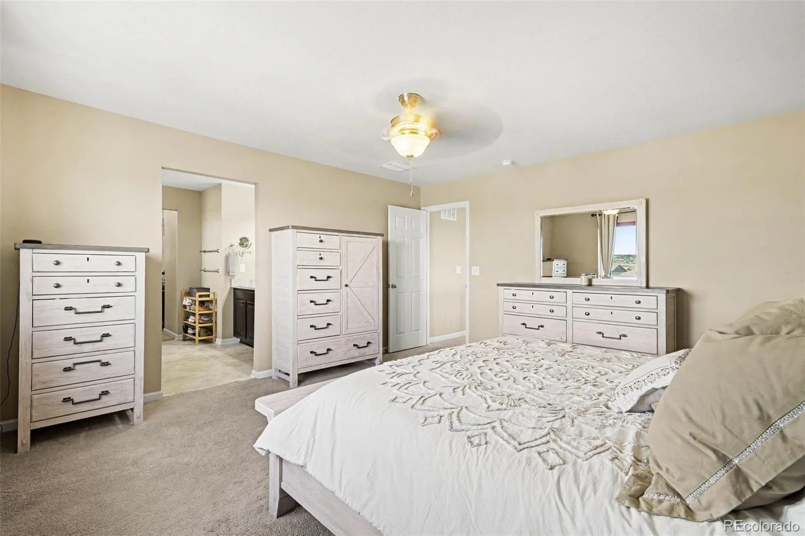 6014 Hoofbeat Place Castle Rock CO 80108 | MLS #REC1994897 08202026190632 1600 23