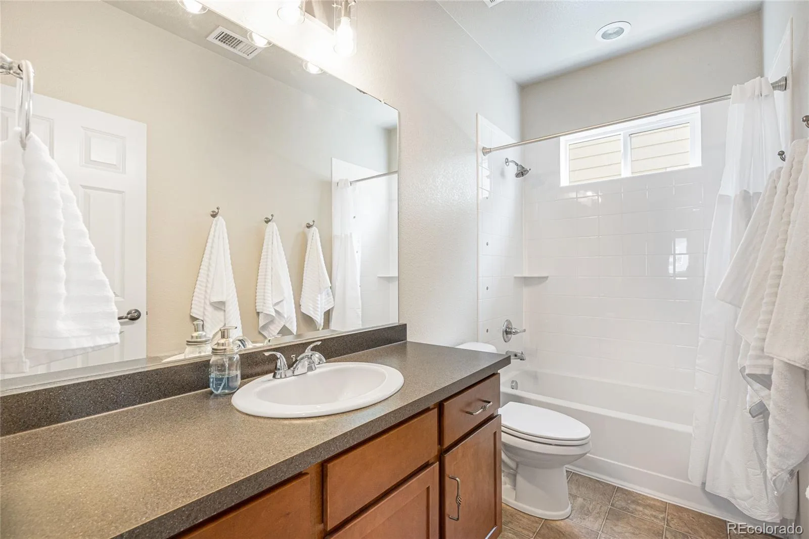 4021 Trail Stone Circle Castle Rock CO 80108 | MLS #REC1996677 07202026163551 1600 29