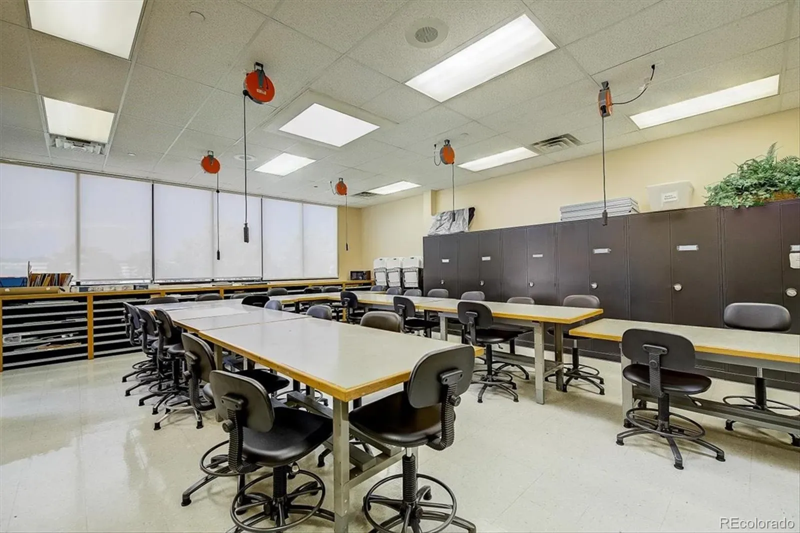 03112026224800 1600 40