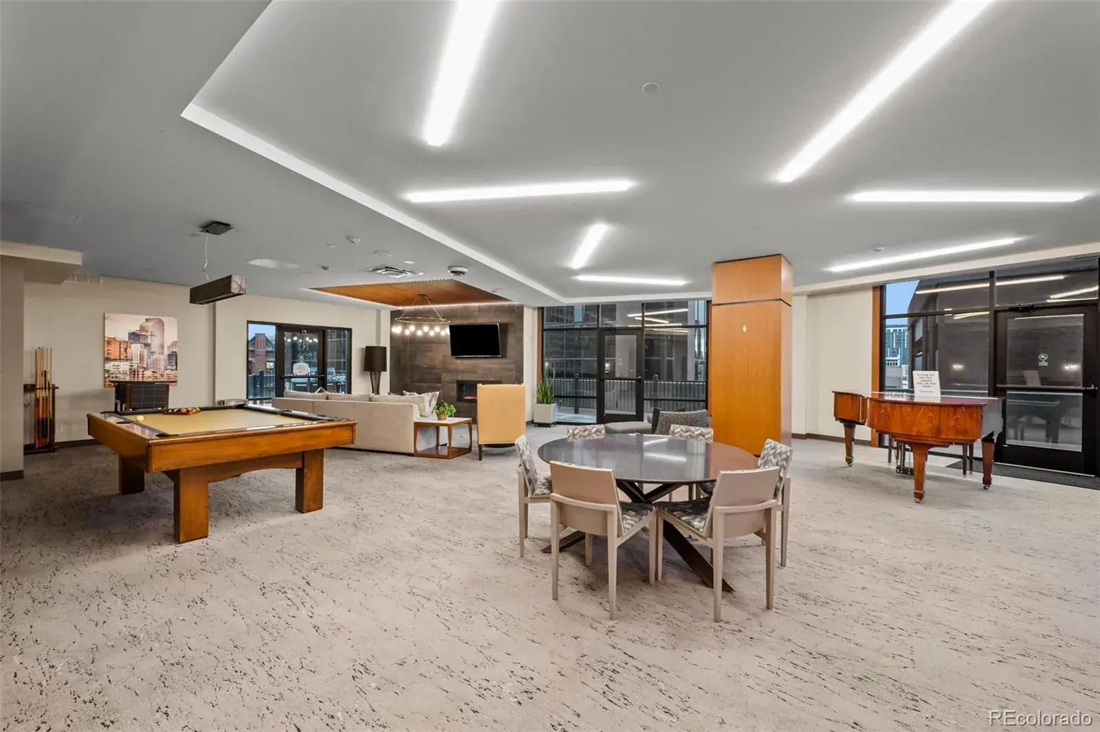 02262026001356 1600 44