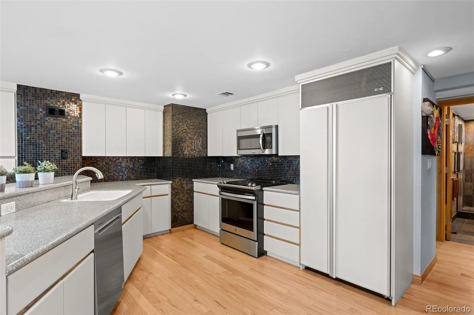 1777 Larimer Street #1410 Denver CO 80202 MLS #REC1997164 06122026231350 1600 4