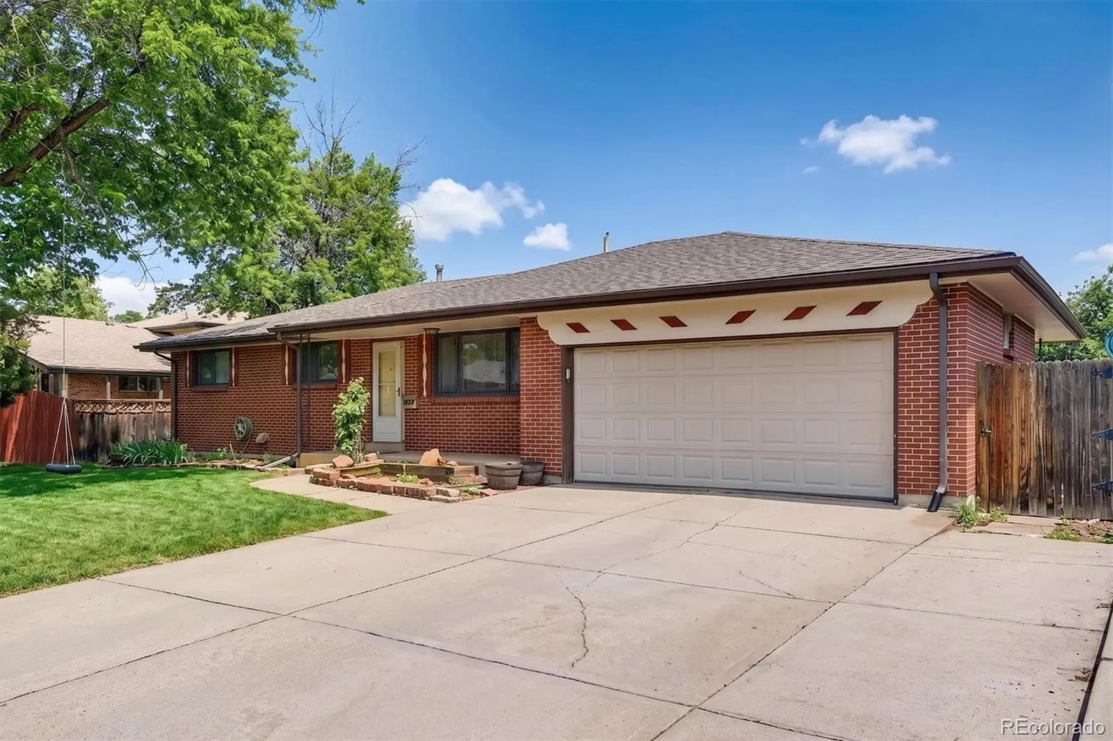 1348 S Drexel Way Lakewood CO 80232 MLS #REC1998084 05082026031645 1600 1