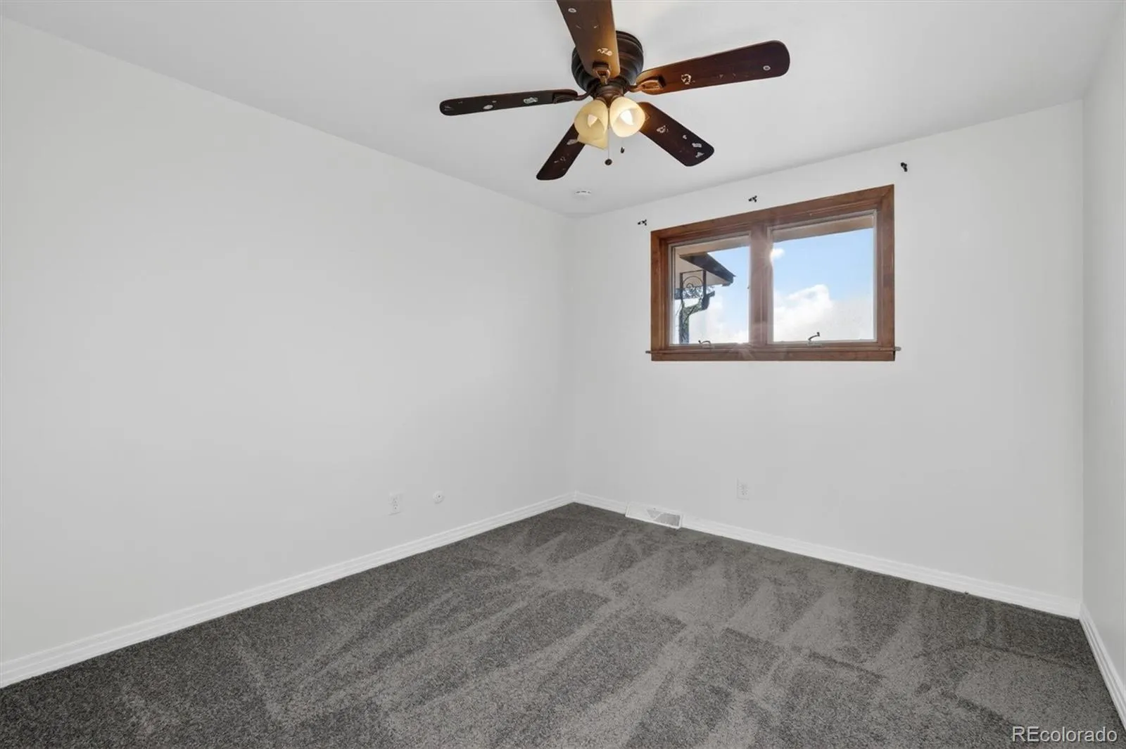 1348 S Drexel Way Lakewood CO 80232 MLS #REC1998084 05082026031645 1600 16