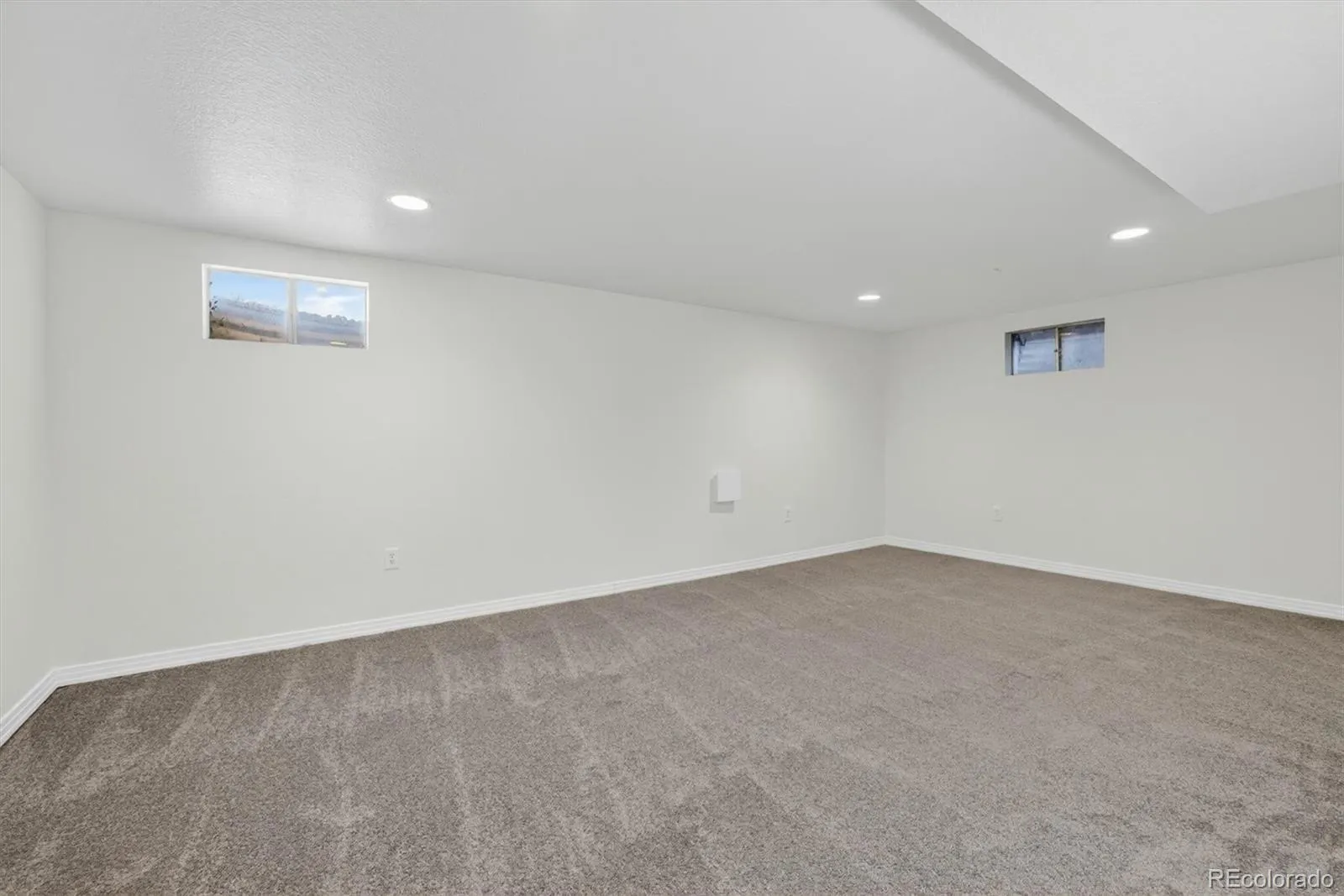 1348 S Drexel Way Lakewood CO 80232 MLS #REC1998084 05082026031645 1600 21