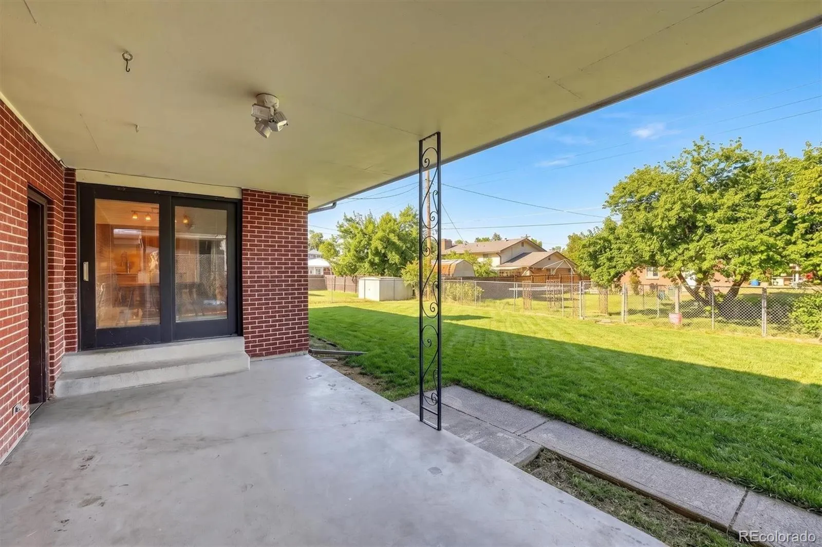 1348 S Drexel Way Lakewood CO 80232 MLS #REC1998084 05082026031645 1600 27