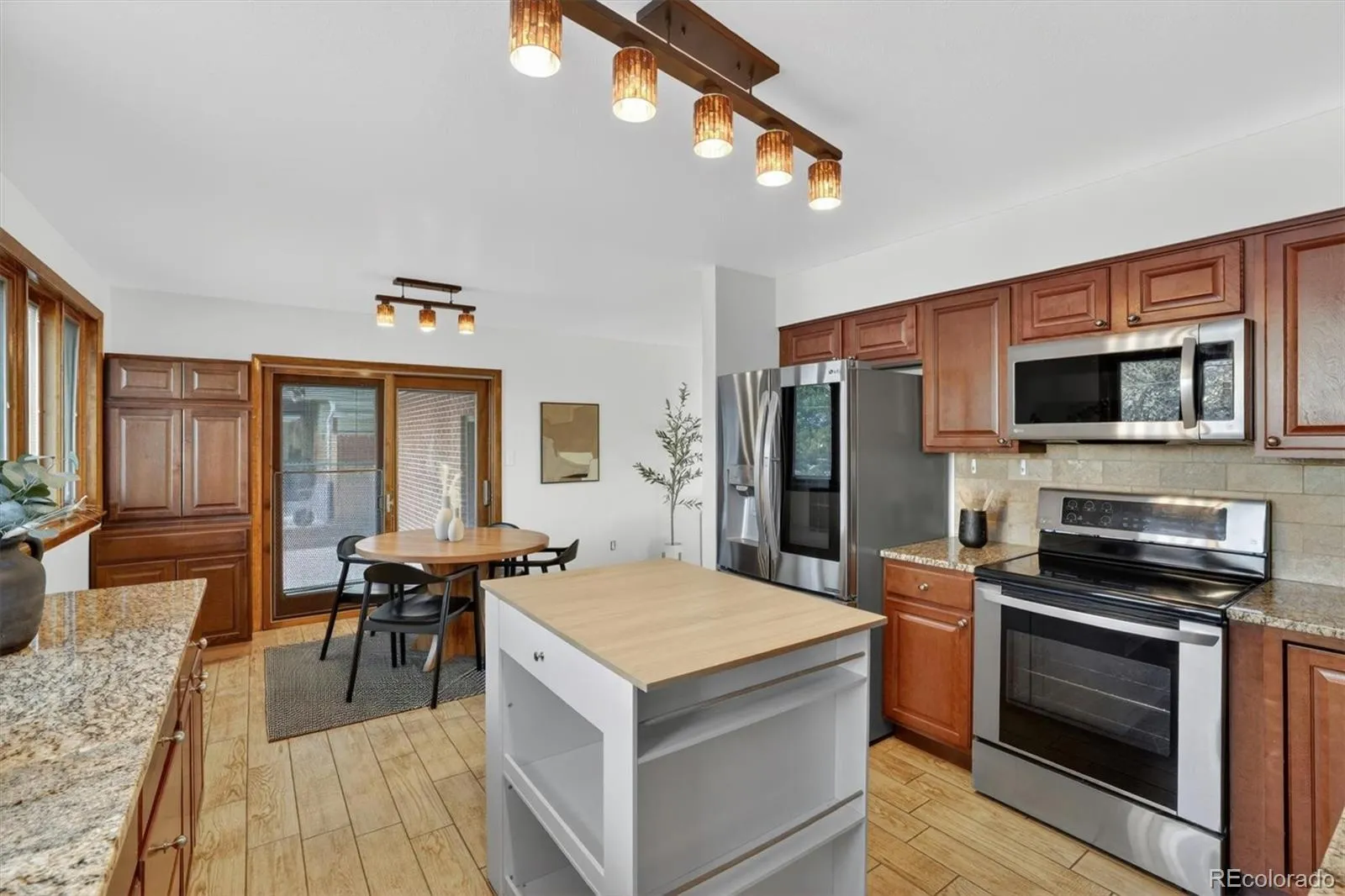 1348 S Drexel Way Lakewood CO 80232 MLS #REC1998084 05082026031645 1600 6