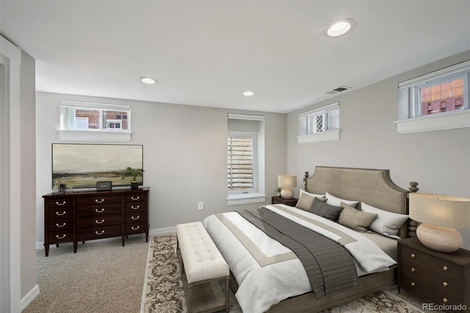 04052026003258 1600 32