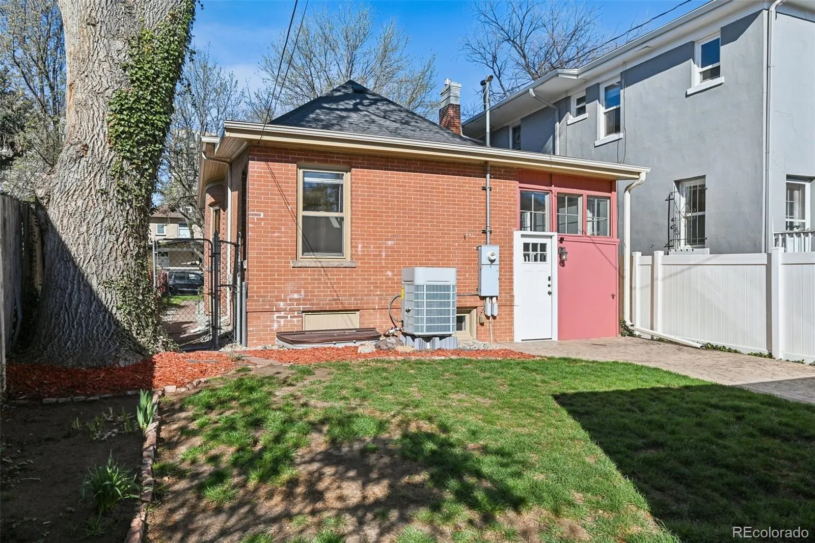 04052026003258 1600 39