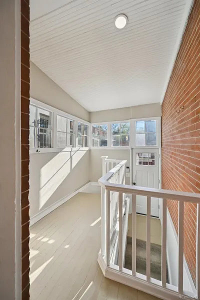 04052026003258 800 28