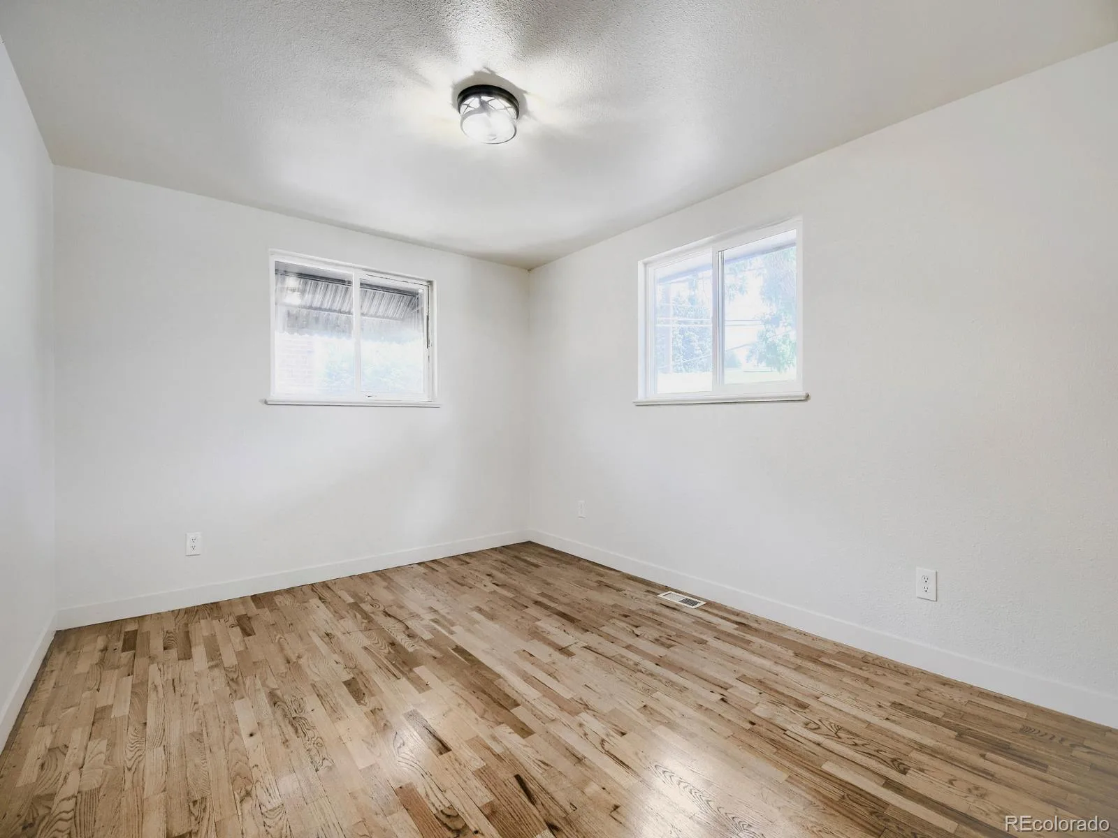 1635 W Florida Avenue Denver CO 80223 MLS #REC1999554 07152026071045 1600 12