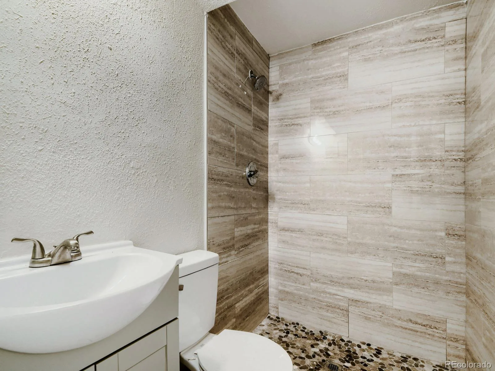 1635 W Florida Avenue Denver CO 80223 MLS #REC1999554 07152026071045 1600 19