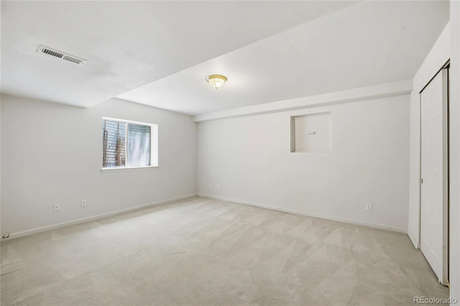 7670 S Hudson Street Littleton CO 80122 MLS #REC2000098 07062026220312 1600 31