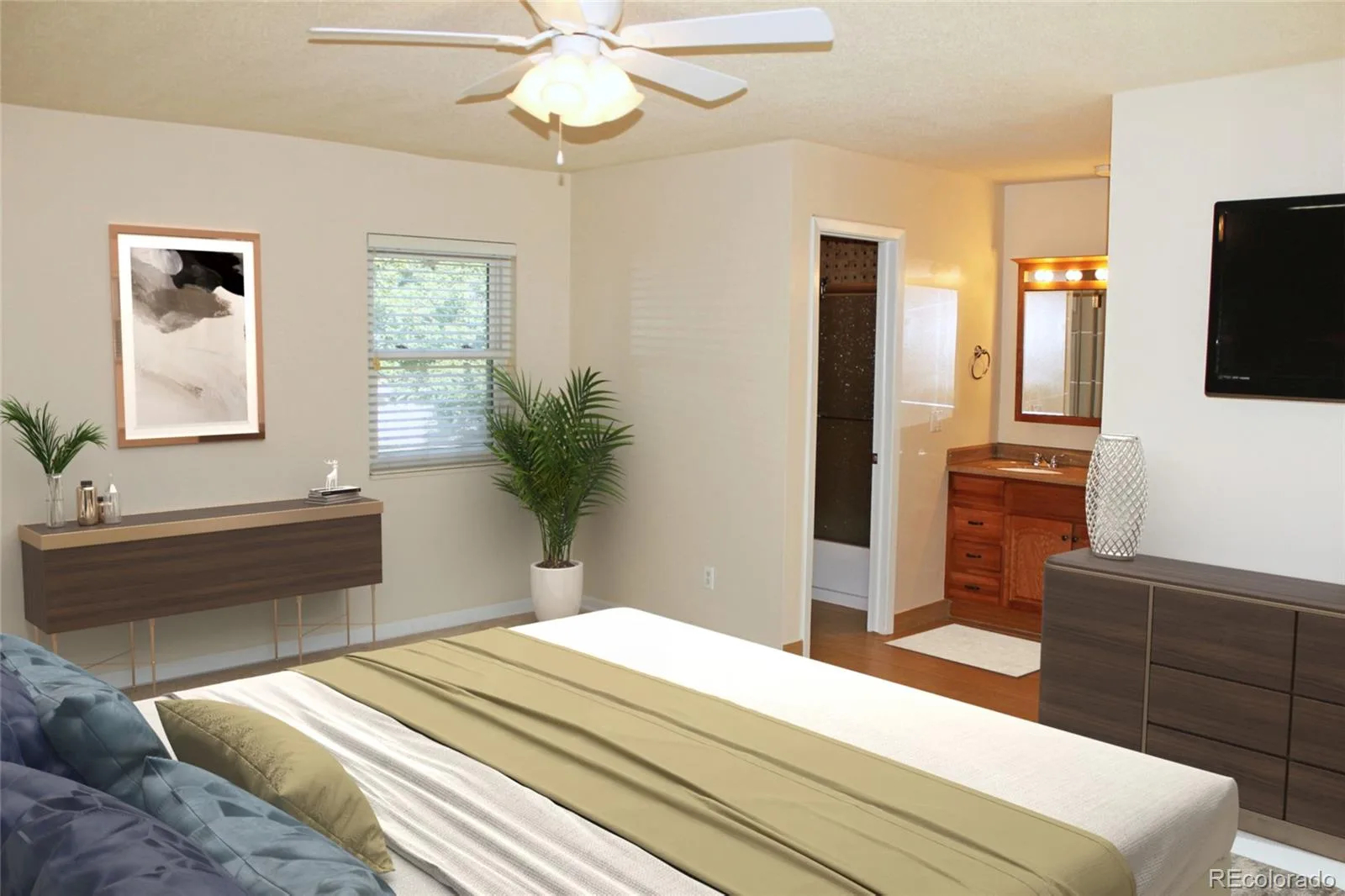 2734 S Heather Gardens Way Aurora CO 80014 | MLS #REC2000290 07092026215121 1600 10