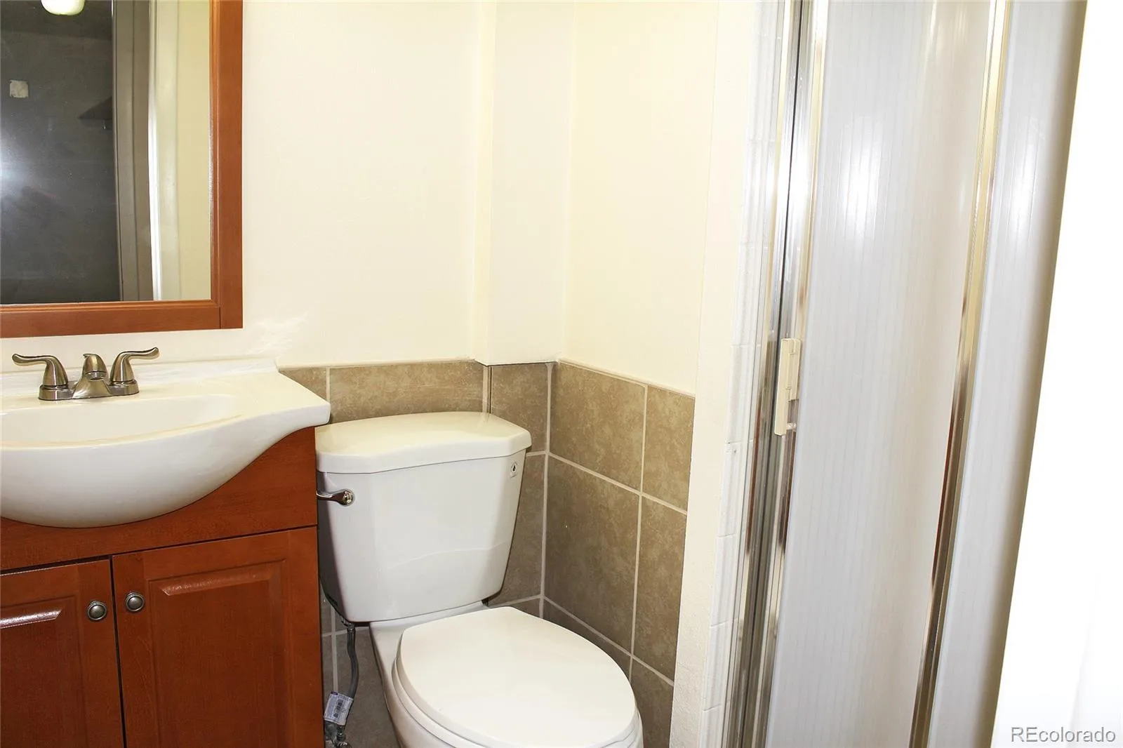 2734 S Heather Gardens Way Aurora CO 80014 | MLS #REC2000290 07092026215121 1600 19