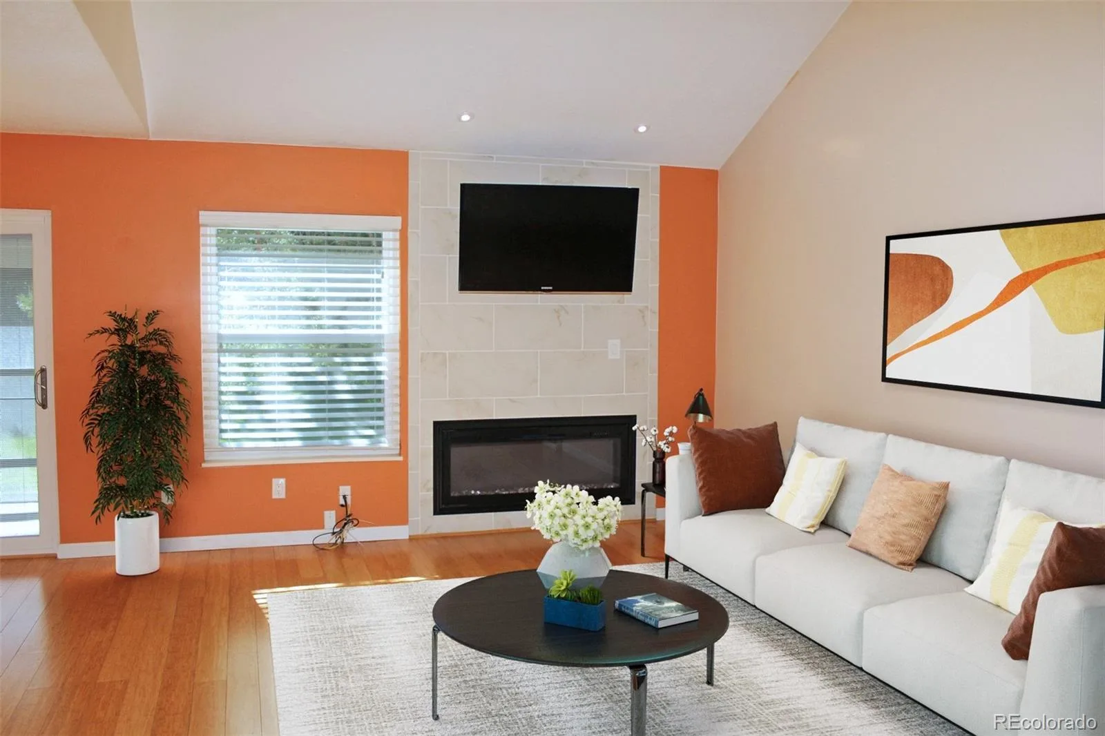 2734 S Heather Gardens Way Aurora CO 80014 | MLS #REC2000290 07092026215121 1600 3