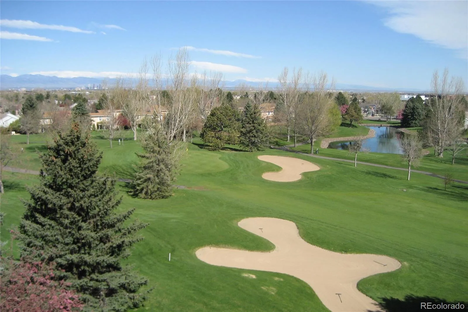 2734 S Heather Gardens Way Aurora CO 80014 | MLS #REC2000290 07092026215121 1600 34