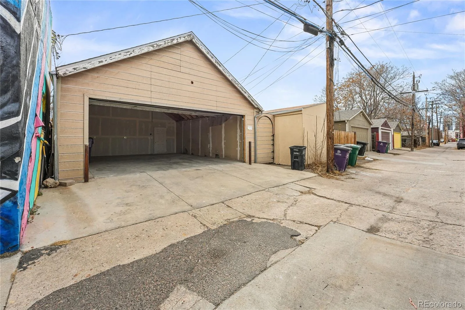 2949 Glenarm Place Denver CO 80205 | MLS #REC2002615 09232026091501 1600 32