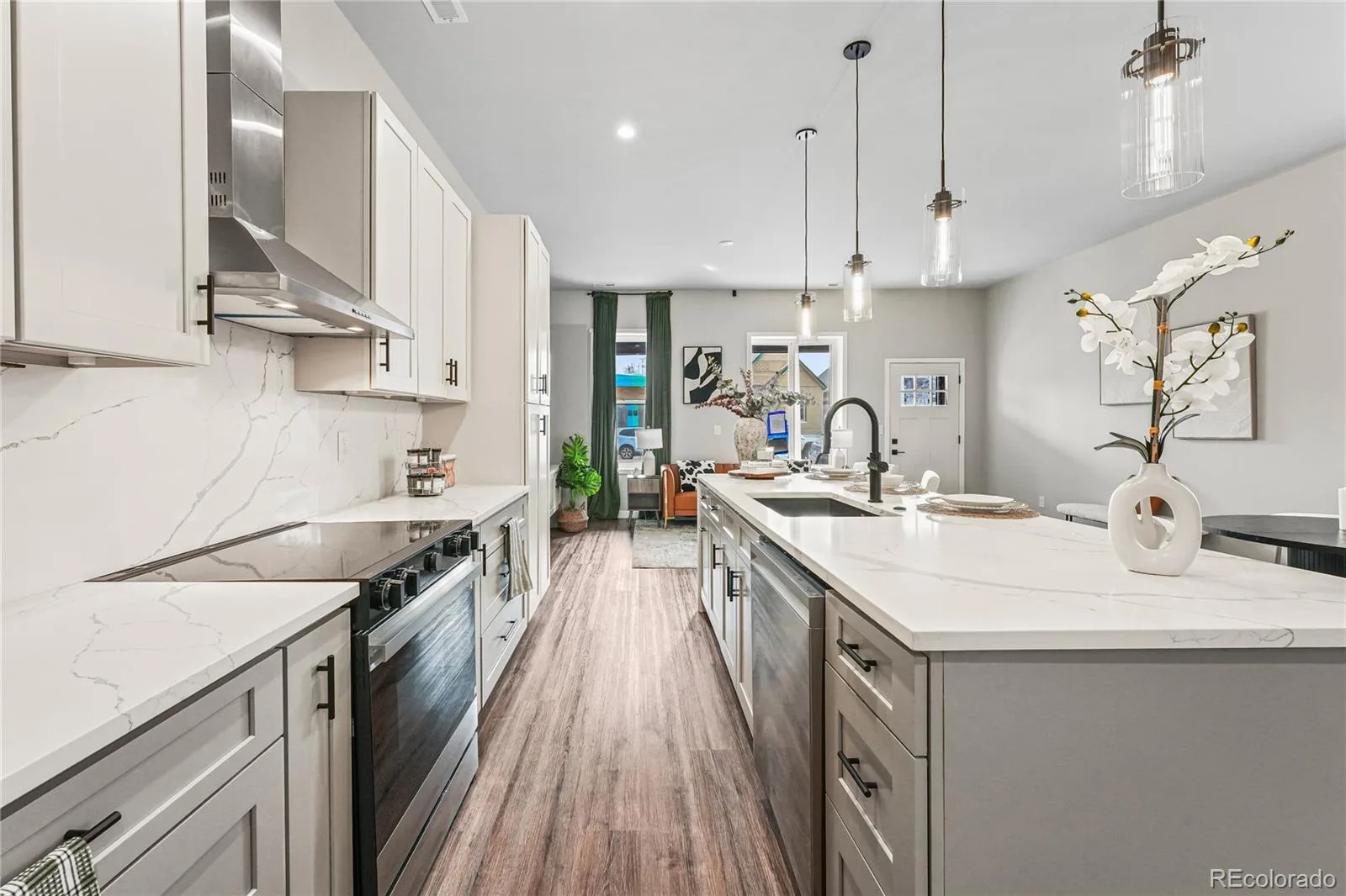 2949 Glenarm Place Denver CO 80205 | MLS #REC2002615 09232026091501 1600 8