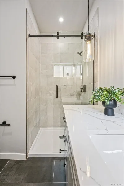 2949 Glenarm Place Denver CO 80205 | MLS #REC2002615 09232026091501 800 18