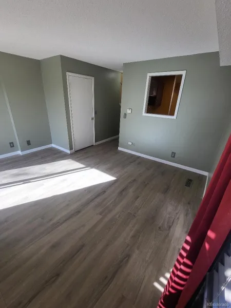 12056 E 25th Avenue Aurora CO 80010 | MLS #REC2002687 08282026052219 800 7